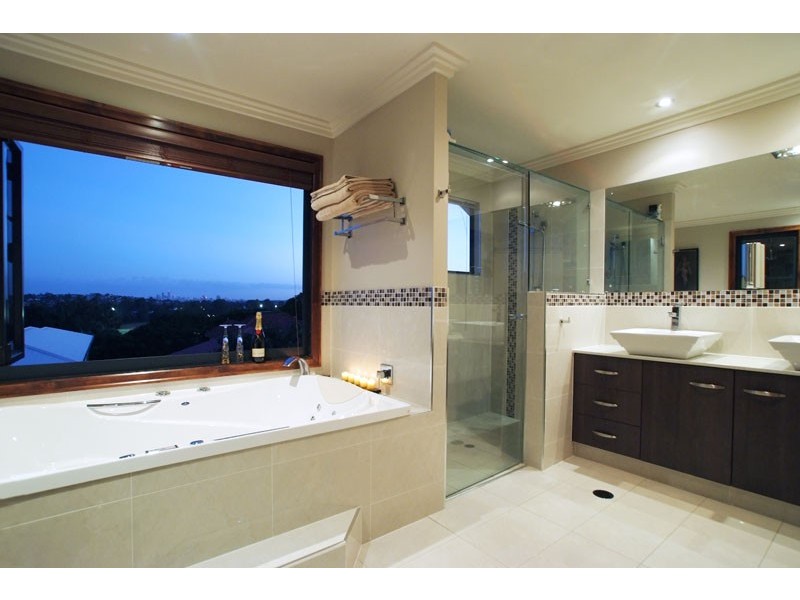 6 Sylvan Avenue, Nundah QLD 4012