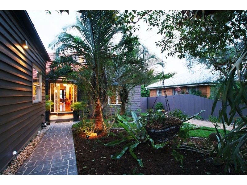 6 Sylvan Avenue, Nundah QLD 4012