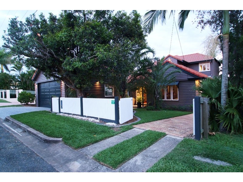 6 Sylvan Avenue, Nundah QLD 4012