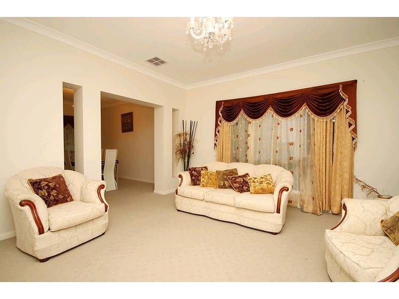 20 Norwich Street, Wavell Heights QLD 4012