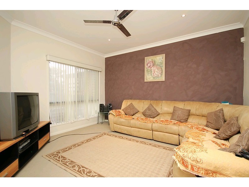 20 Norwich Street, Wavell Heights QLD 4012