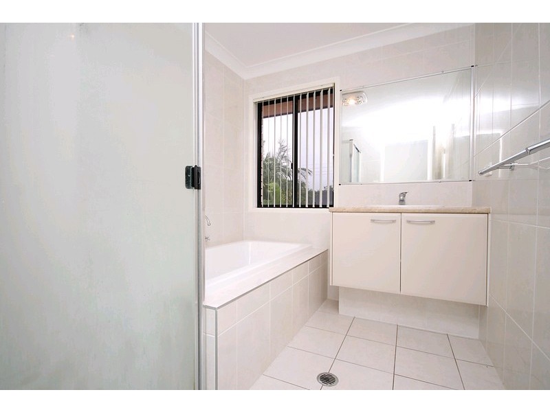 20 Norwich Street, Wavell Heights QLD 4012