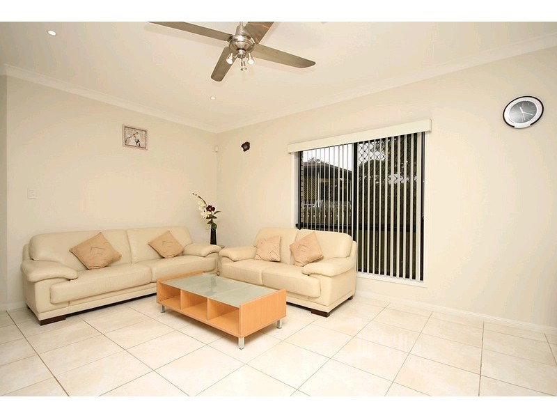 20 Norwich Street, Wavell Heights QLD 4012