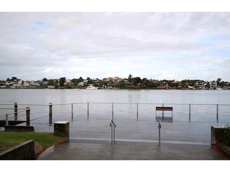 408/88 Macquarie Street, Teneriffe QLD 4005