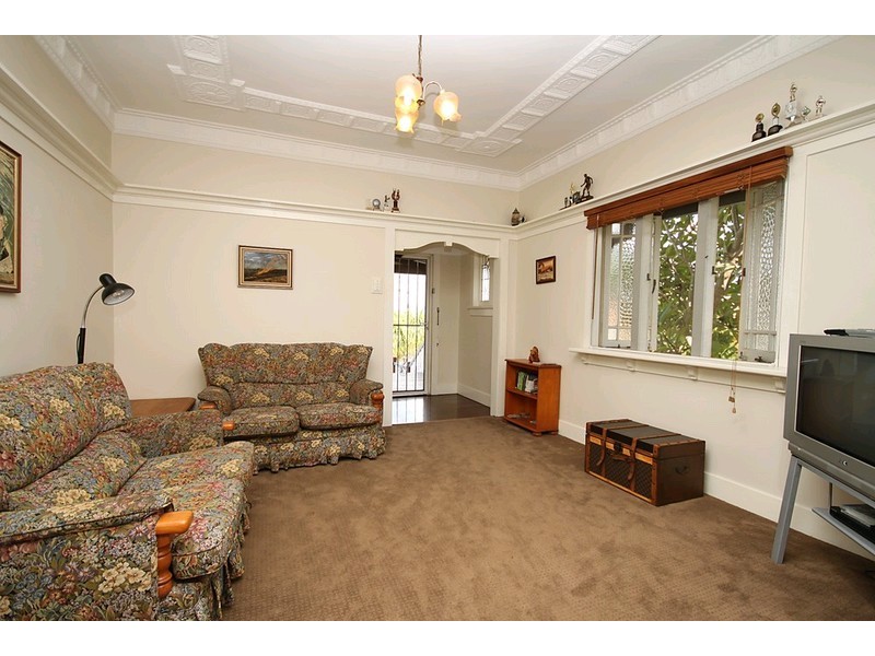 17 Highlands Street, Wavell Heights QLD 4012