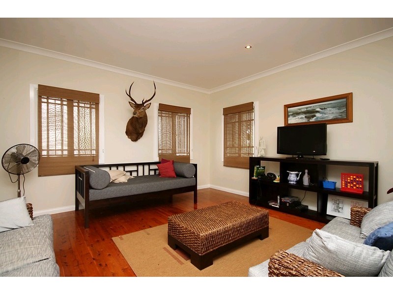 17 Highlands Street, Wavell Heights QLD 4012