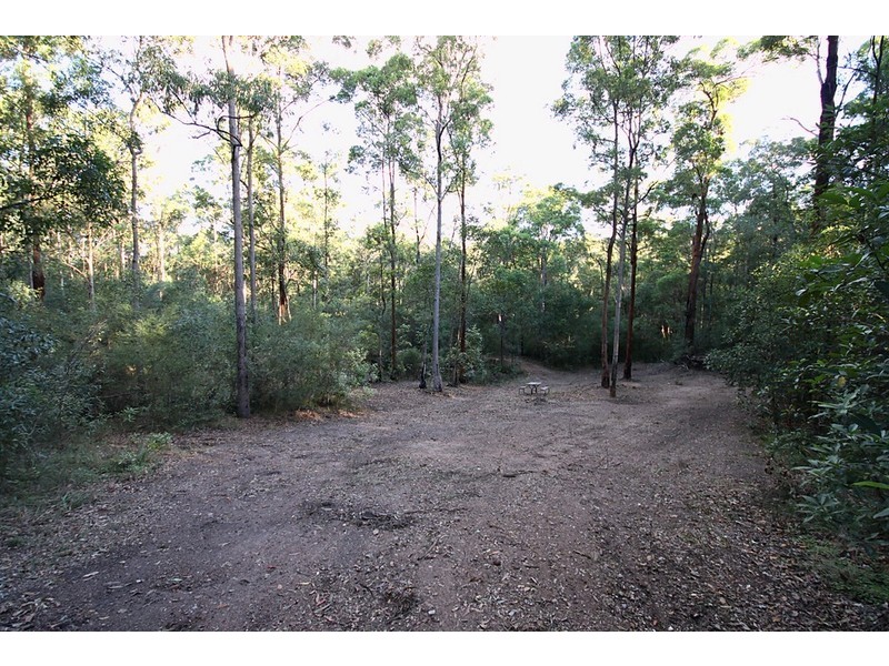 5 Jimna Court, Cashmere QLD 4500