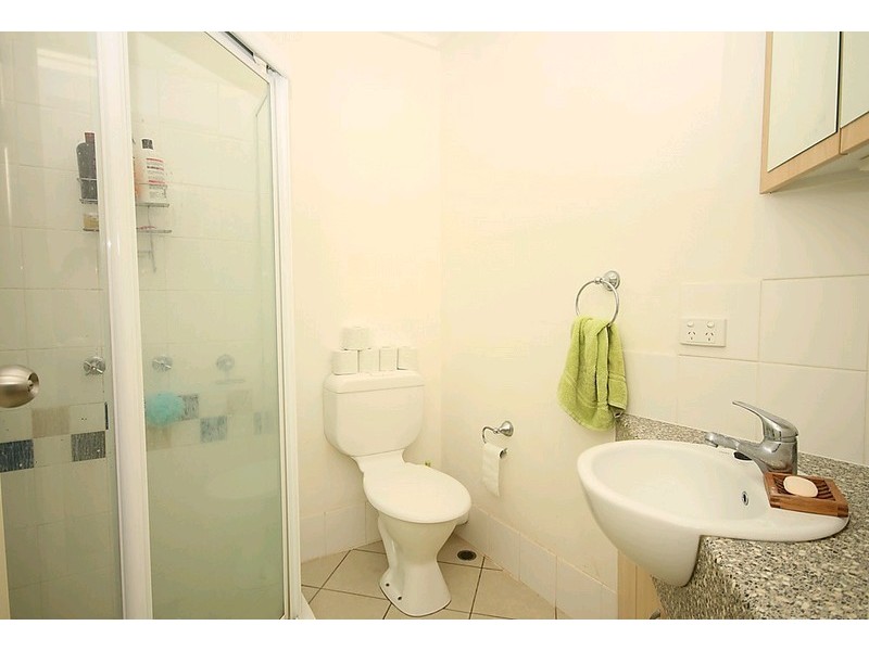 8/54 Jackson Street, Hamilton QLD 4007