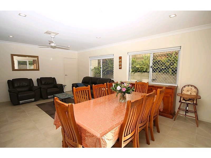 1/25 Dalziel Street, Nundah QLD 4012