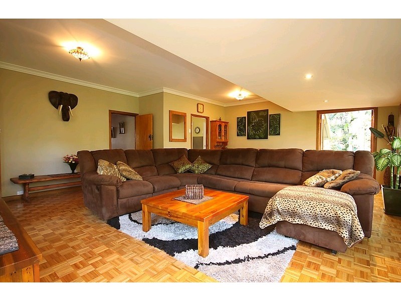 33 Parker Avenue, Northgate QLD 4013