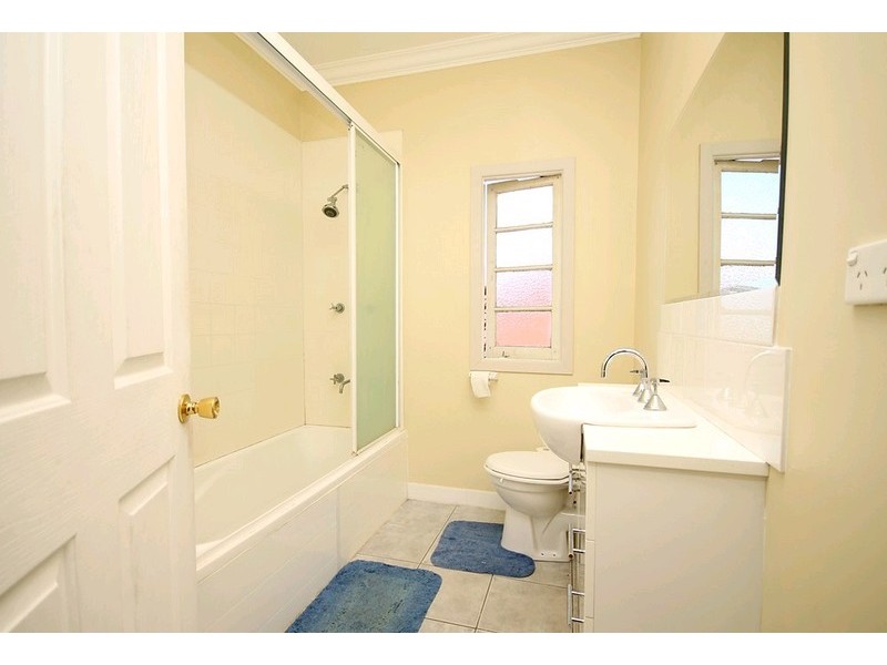 115 Royal Parade, Banyo QLD 4014