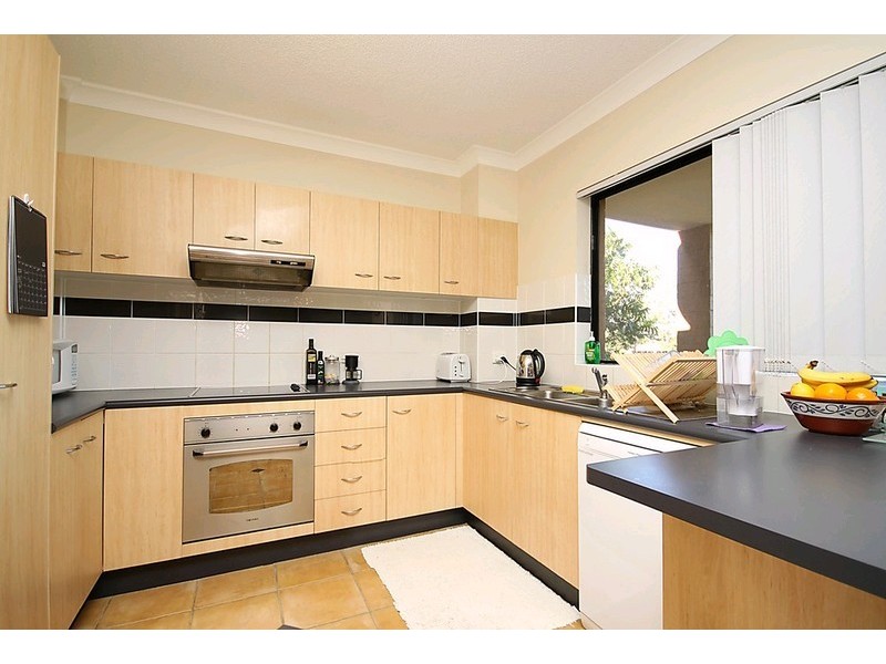 2/253 Melton Road, Northgate QLD 4013