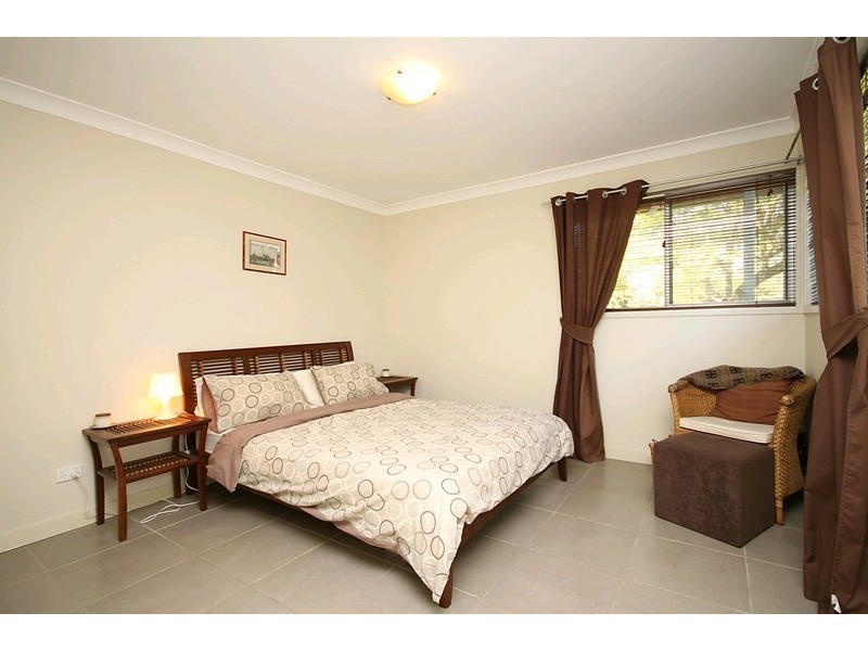 3 Handcroft Street, Wavell Heights QLD 4012