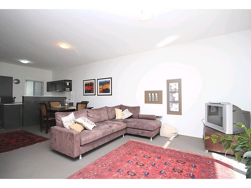 2/46 Buxton Street, Ascot QLD 4007