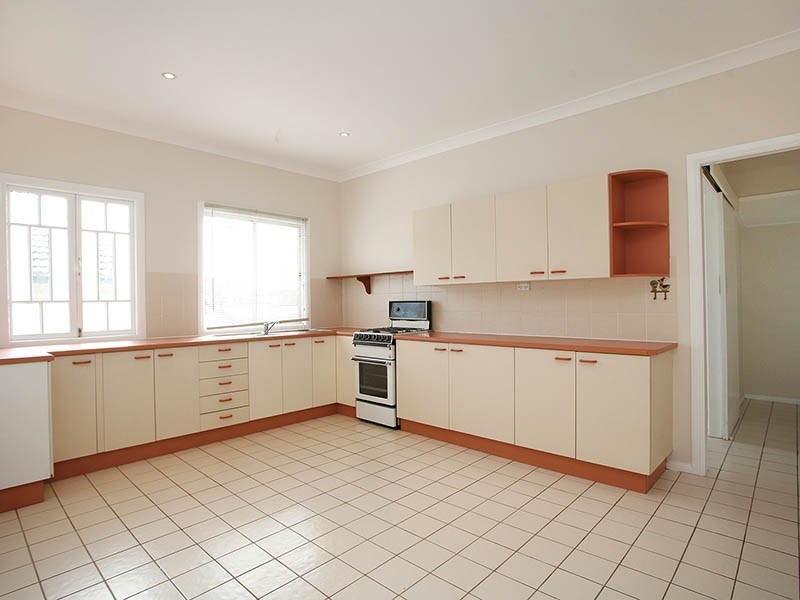 89 Newman Road, Wavell Heights QLD 4012