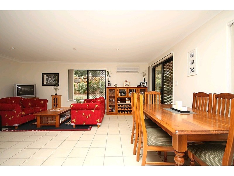 18 Jessica Crescent, Nudgee QLD 4014