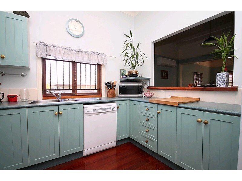 13 Northgate Road, Nundah QLD 4012