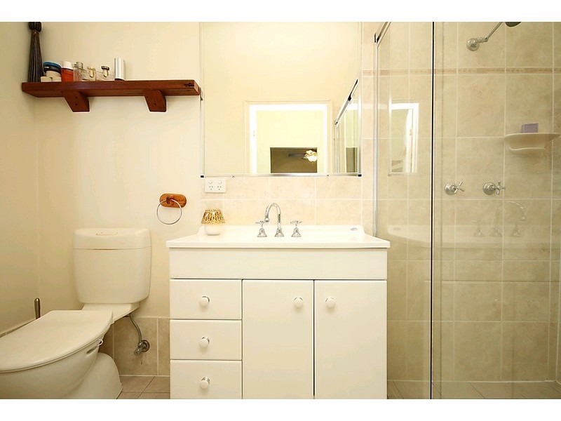 13 Northgate Road, Nundah QLD 4012