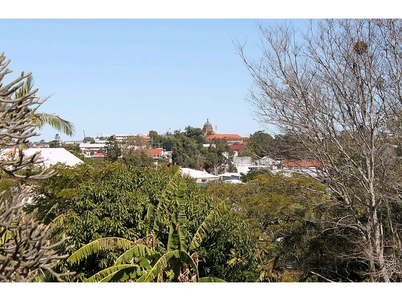 13 Northgate Road, Nundah QLD 4012