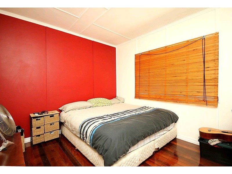 222 Hamilton Road, Wavell Heights QLD 4012