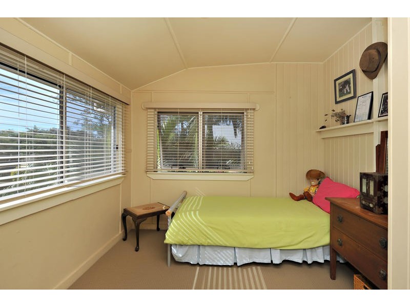 21 Forrest Street, Nudgee QLD 4014