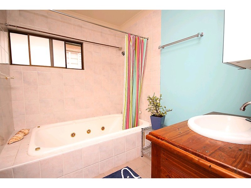 24 Belnoel Street, Wavell Heights QLD 4012