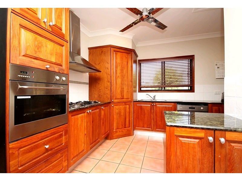 8 Amelia Street, Nundah QLD 4012