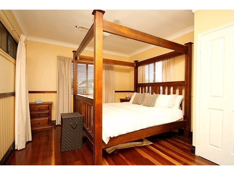 8 Amelia Street, Nundah QLD 4012