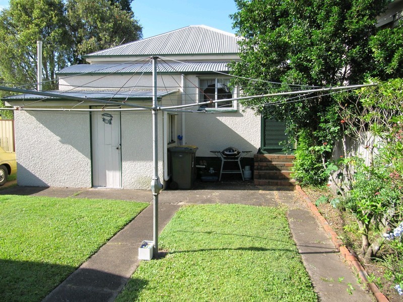 9 Bridge Street, Nundah QLD 4012