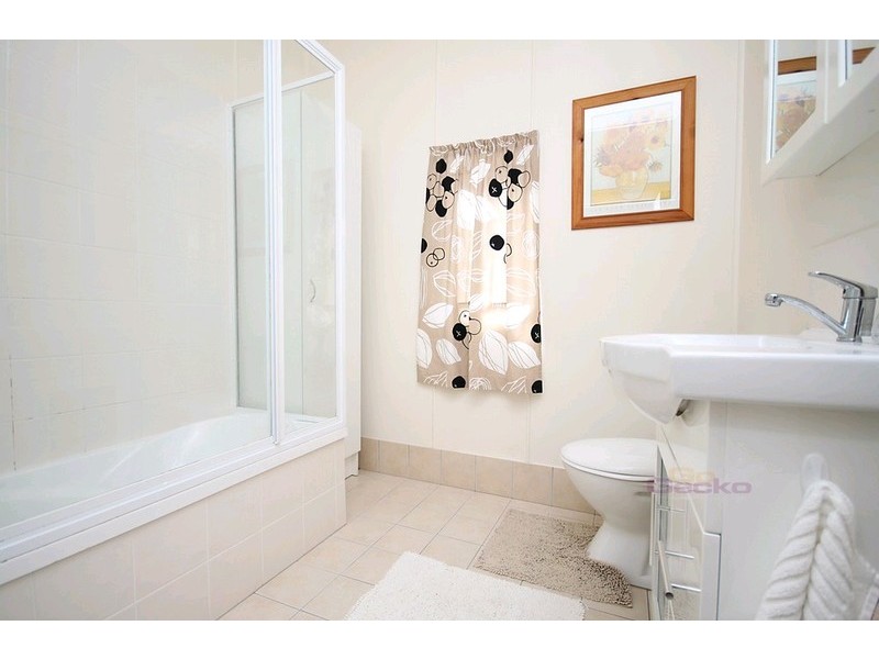 71 Blinzinger Road, Banyo QLD 4014