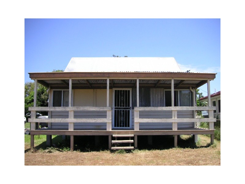 137 O’Quinn Street, Nudgee Beach QLD 4014