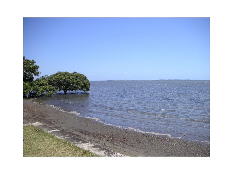 137 O’Quinn Street, Nudgee Beach QLD 4014