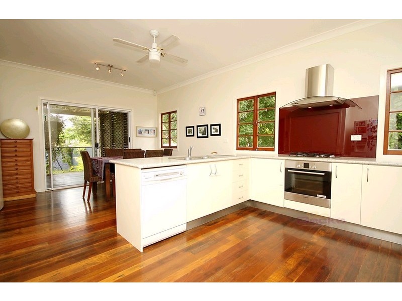 124 Main Avenue, Wavell Heights QLD 4012