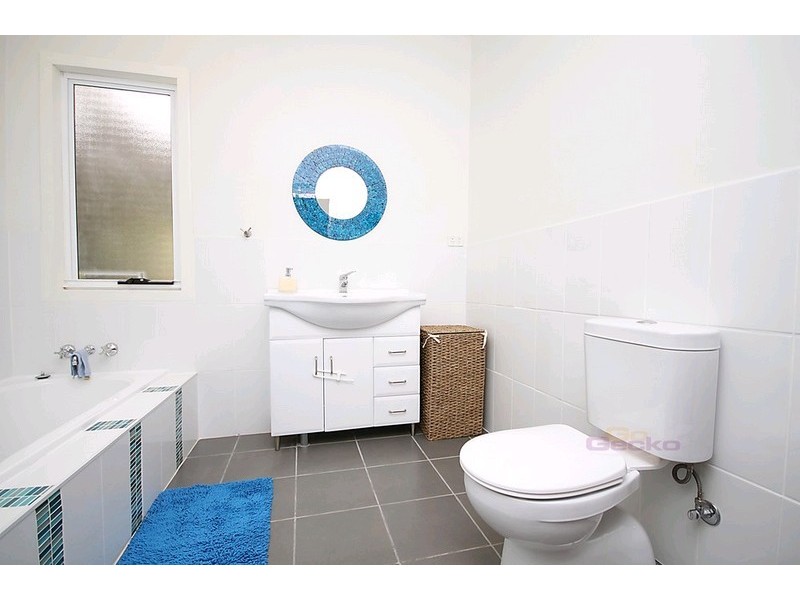 124 Main Avenue, Wavell Heights QLD 4012