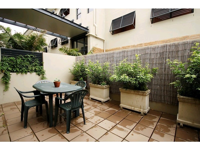 12/110 Commercial Road, Teneriffe QLD 4005