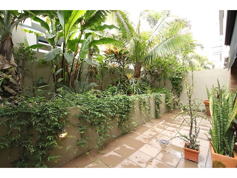 12/110 Commercial Road, Teneriffe QLD 4005