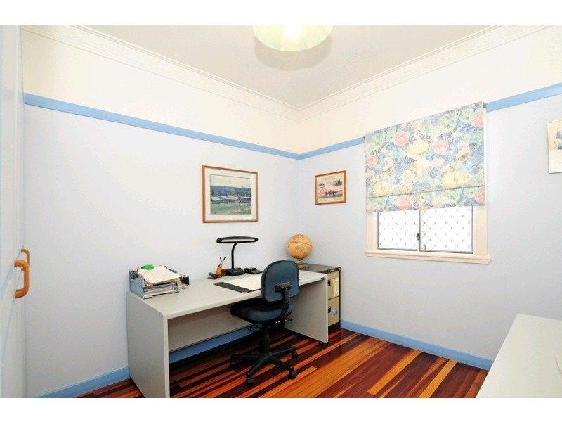 10 Dalziel Street, Nundah QLD 4012