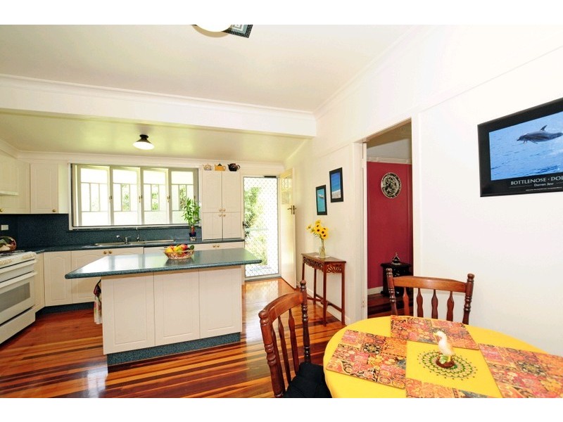 10 Dalziel Street, Nundah QLD 4012