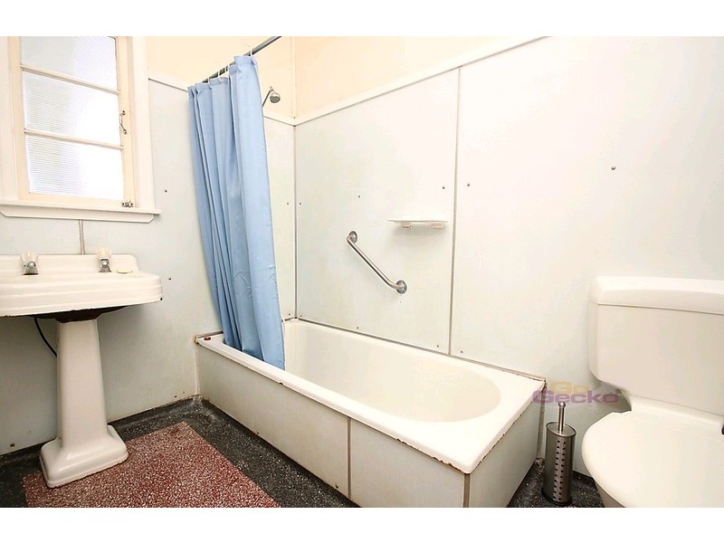 86 Spence Road, Wavell Heights QLD 4012