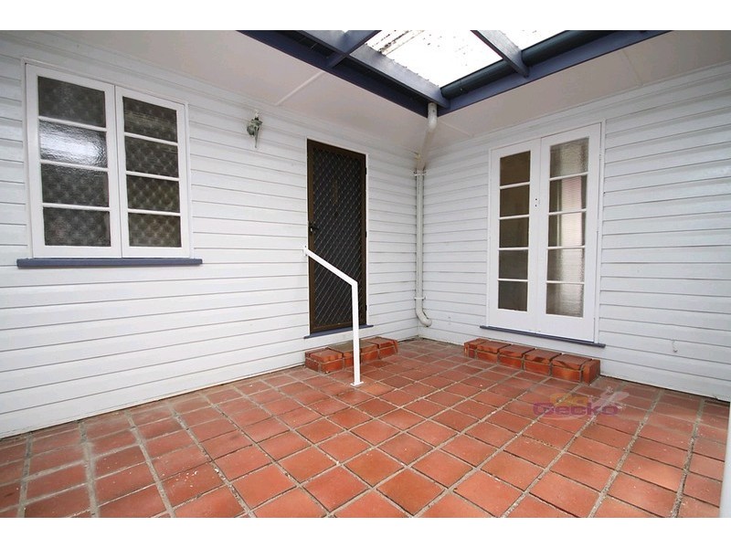 86 Spence Road, Wavell Heights QLD 4012