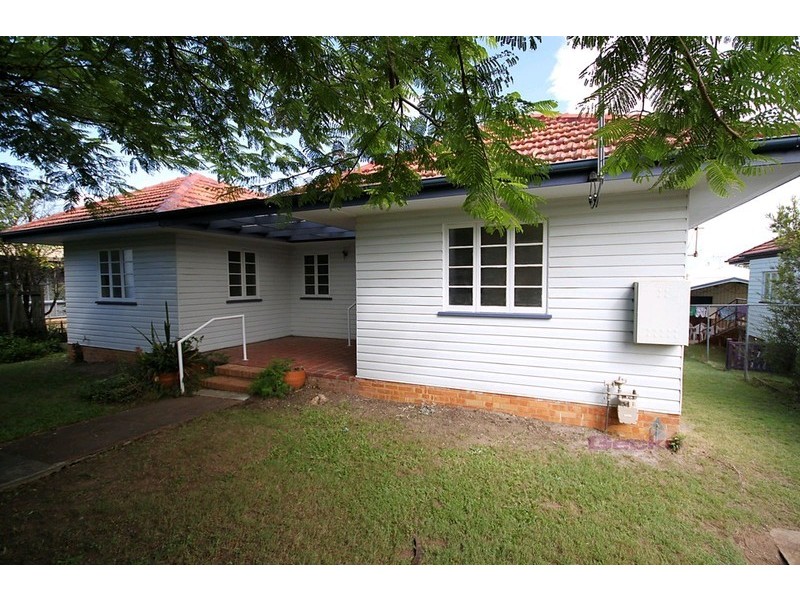 86 Spence Road, Wavell Heights QLD 4012