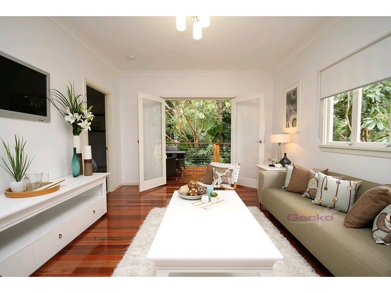 50 Larwill Avenue, Northgate QLD 4013