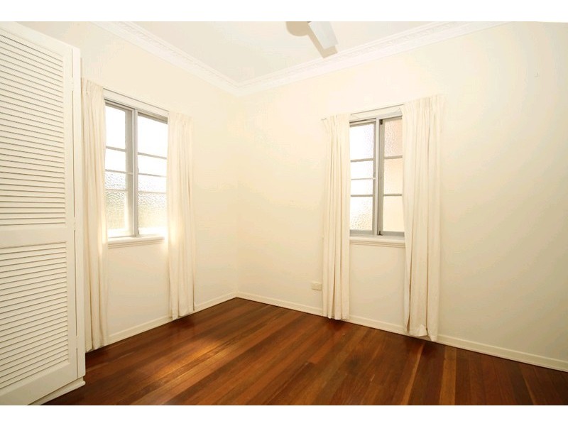 31 Bayview Terrace, Wavell Heights QLD 4012