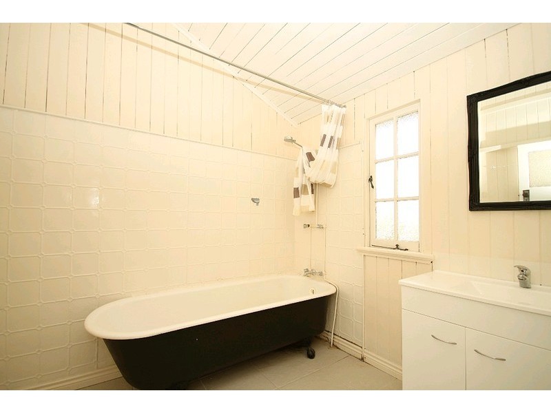 110 Jenner Street, Nundah QLD 4012