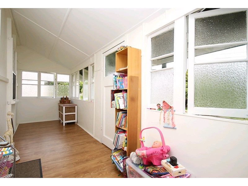 61 Oakmere Street, Nudgee QLD 4014