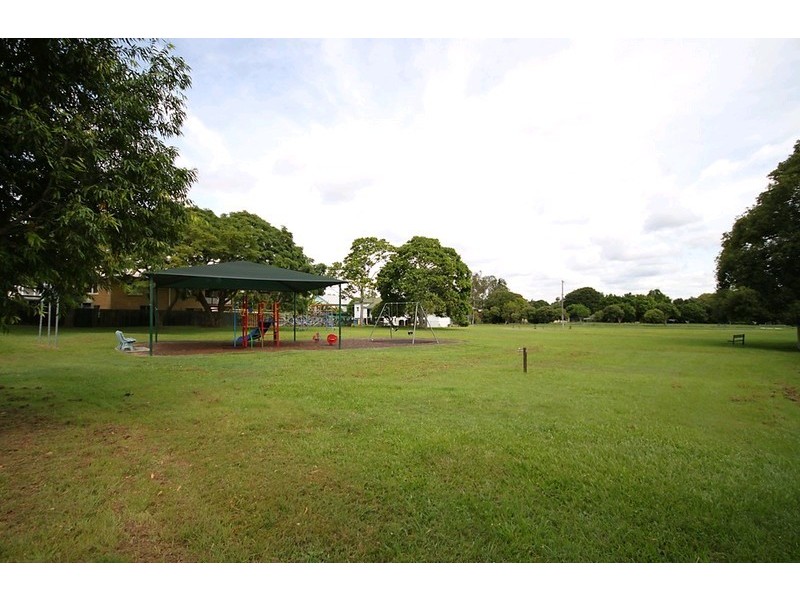 61 Oakmere Street, Nudgee QLD 4014
