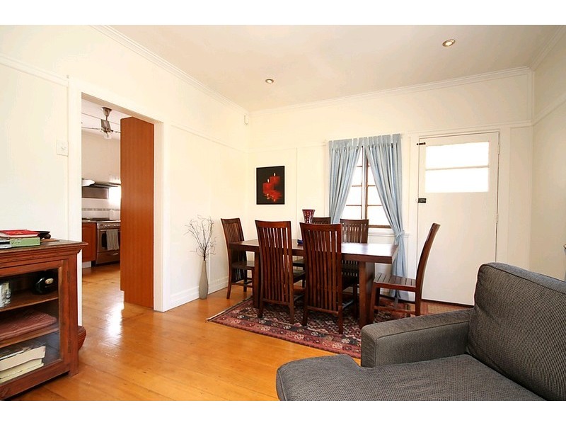 43 Pleystowe Crescent, Hendra QLD 4011