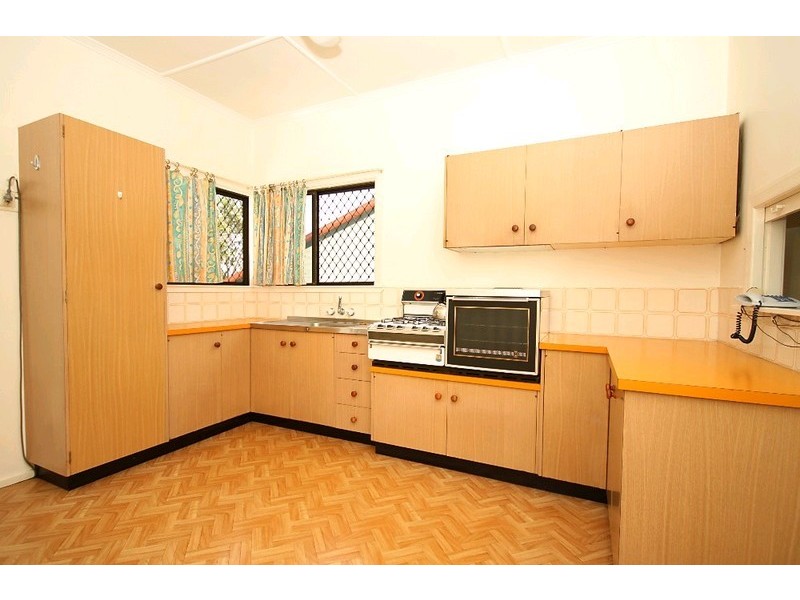 231 Edinburgh Castle Road, Wavell Heights QLD 4012