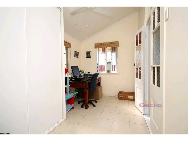 15 Parker Avenue, Northgate QLD 4013