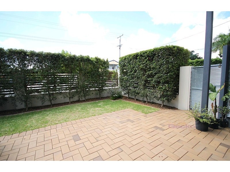 2/108 Amelia Street, Nundah QLD 4012